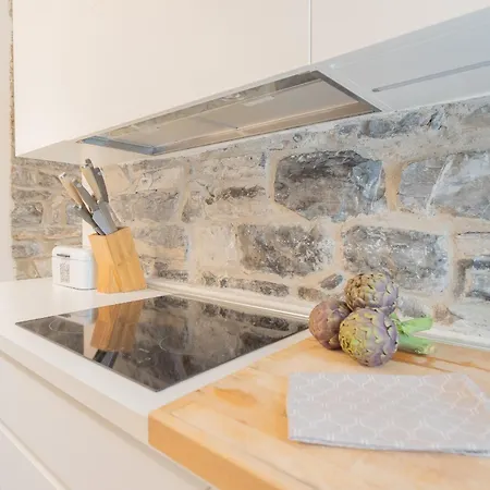 Wine Not In Centre By Rent