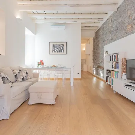 Wine Not In Centre By Rent Apartment Como