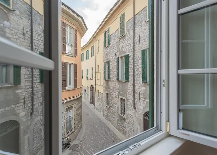 Wine Not In Centre By Rent Apartment *