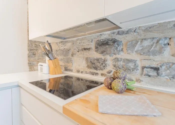 Wine Not In Centre By Rent