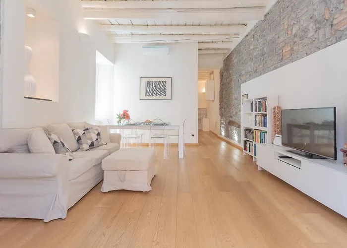 Wine Not In Centre By Rent Apartment Como